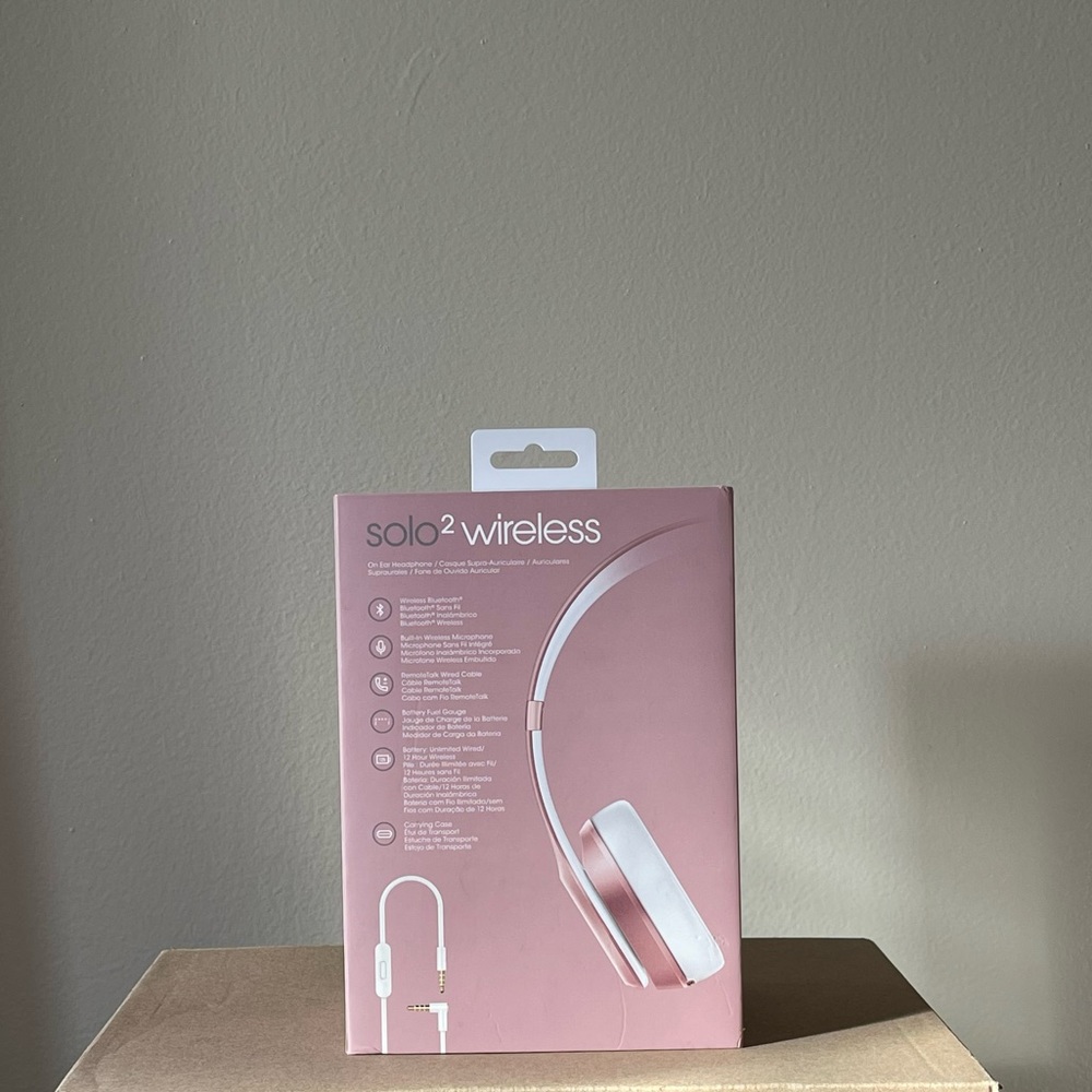 BEATS SOLO2 Wireless - Picture 6 of 11